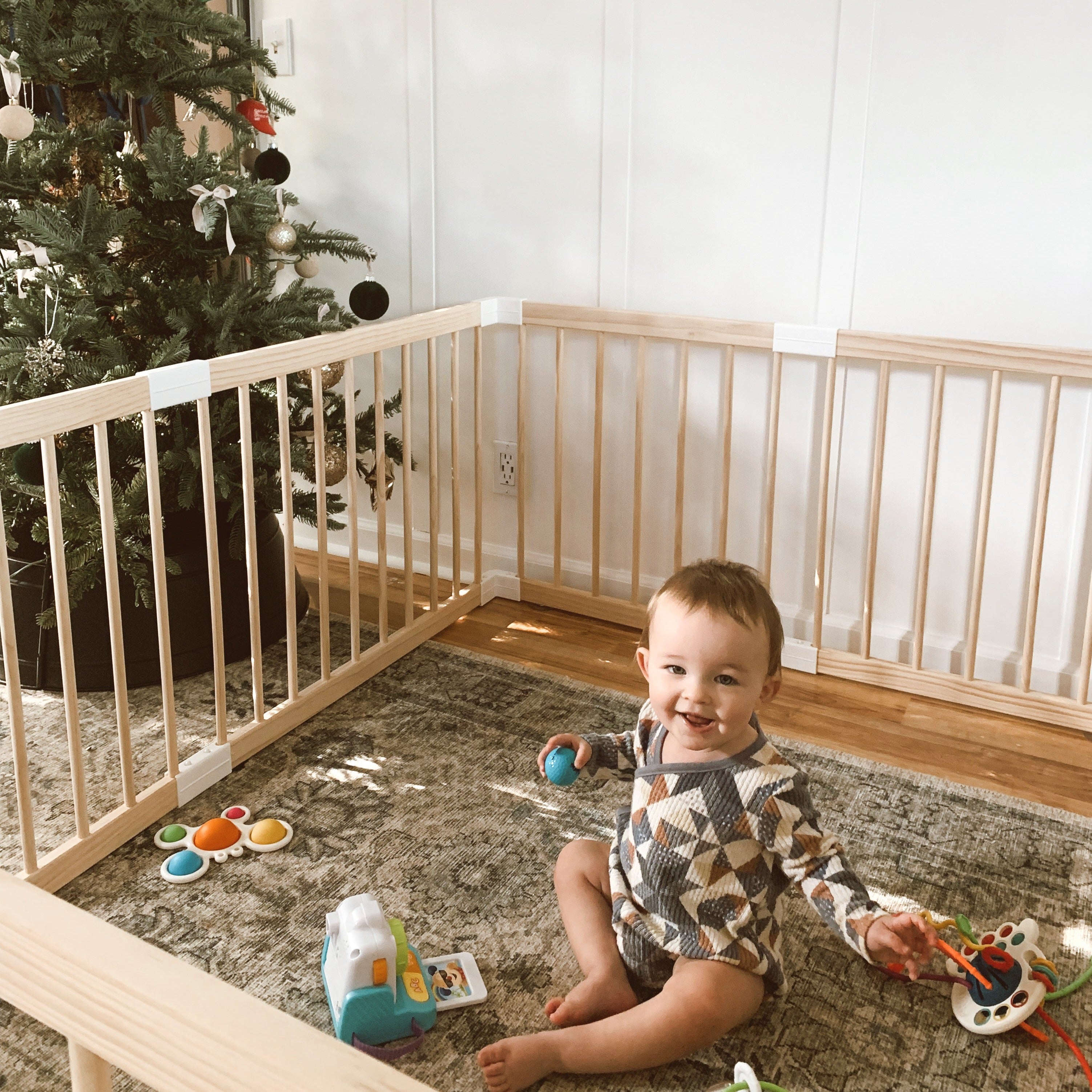 Bubu Baby Gate Playpen Baby Fence for Babies and Toddlers